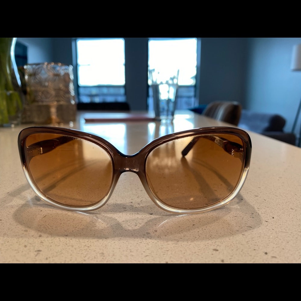 Women’s Oakley sunglasses